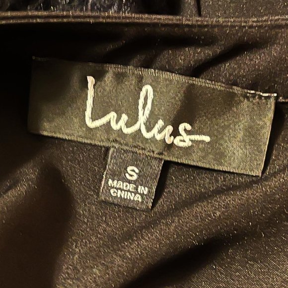 Lulu's Small Once Upon A Midnight Black Crewneck Long Mesh Sleeve Cocktail Dre… - Picture 5 of 6